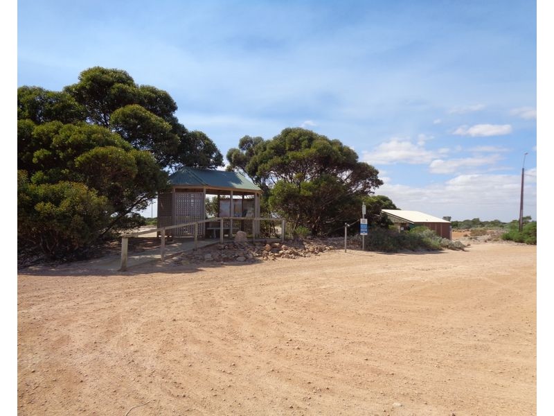 6 George Street, Webb Beach SA 5501