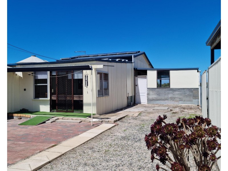 1767 The Esplanade, Middle Beach SA 5501