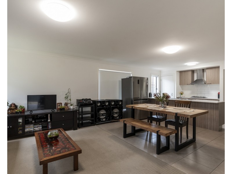 11 Roxburgh Crescent, Blakeview SA 5114