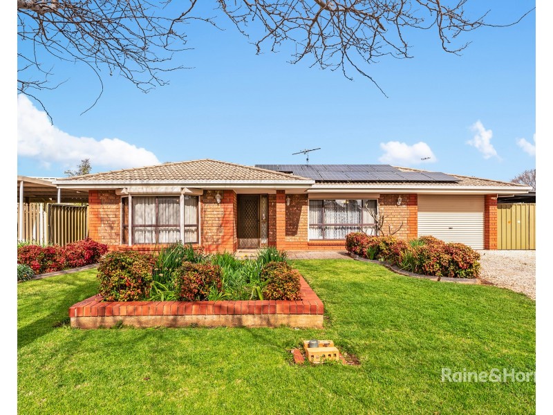 8 Rau Avenue, Evanston SA 5116