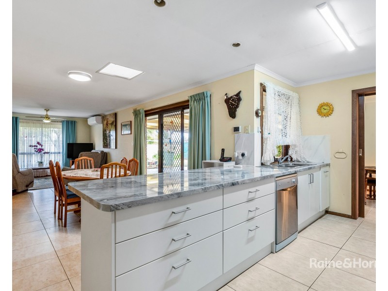 8 Rau Avenue, Evanston SA 5116