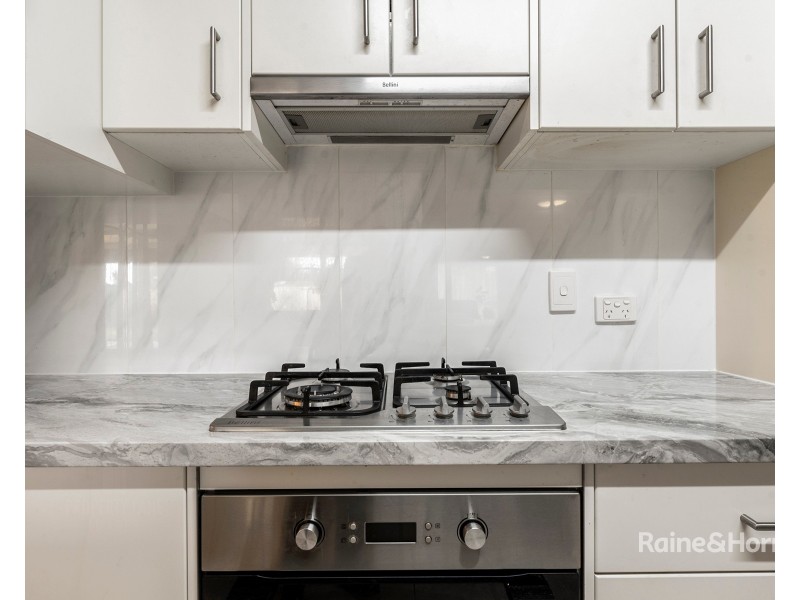 8 Rau Avenue, Evanston SA 5116