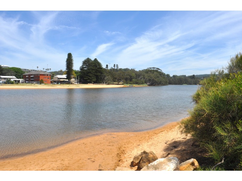 21A Lake Street, North Avoca NSW 2260