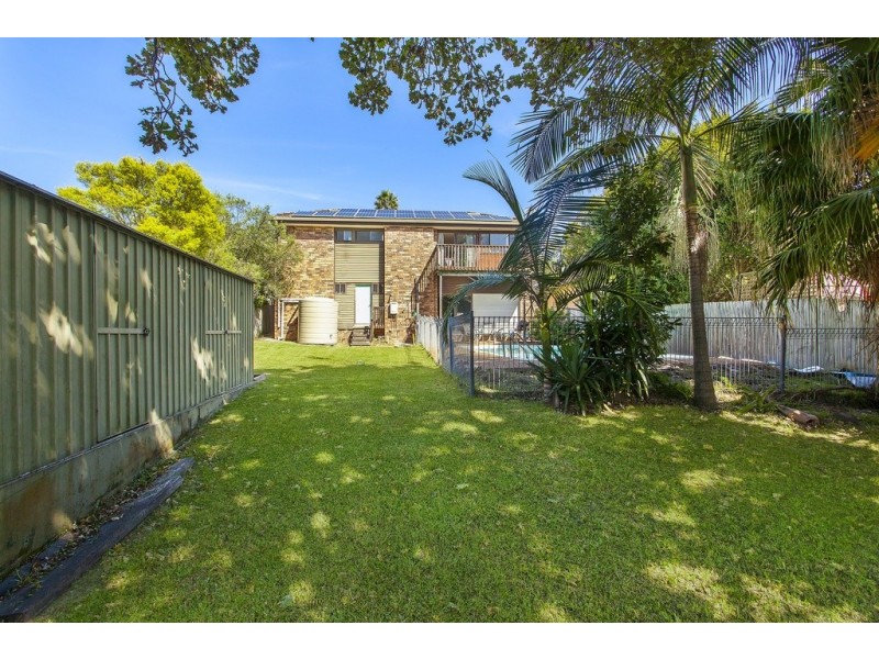 19 Old Gosford Road, Wamberal NSW 2260