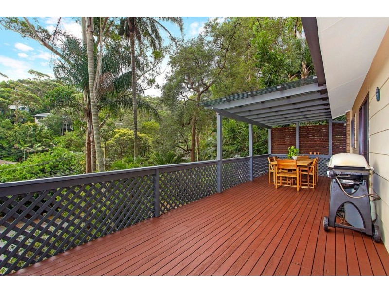 32 Surfrider Avenue, North Avoca NSW 2260