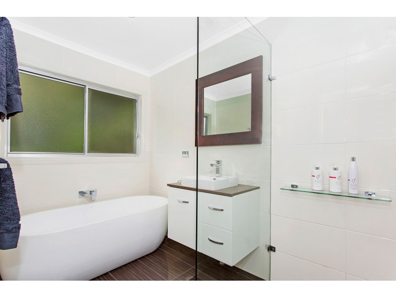 20 Palmgrove Place, North Avoca NSW 2260