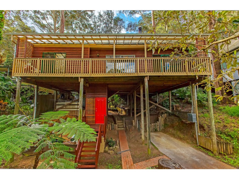 20 Palmgrove Place, North Avoca NSW 2260