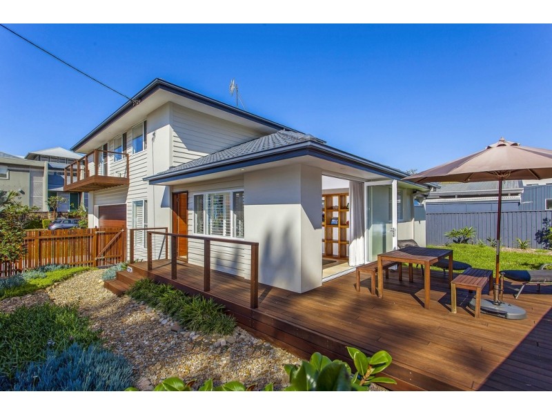 4 Dover Road, Wamberal NSW 2260