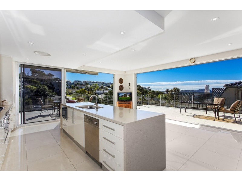 2/5 Glen View Crescent, Terrigal NSW 2260