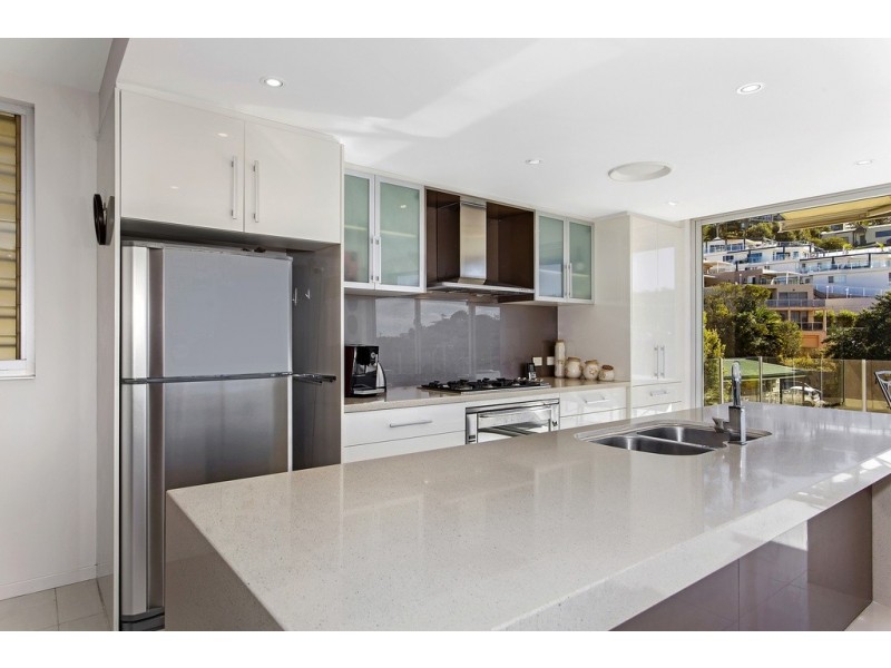 2/5 Glen View Crescent, Terrigal NSW 2260