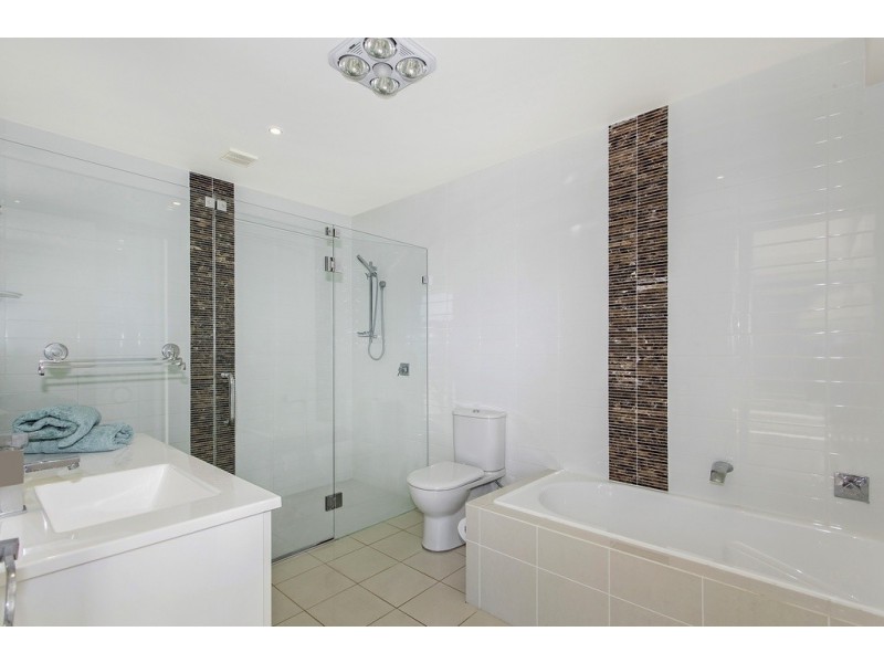 2/5 Glen View Crescent, Terrigal NSW 2260