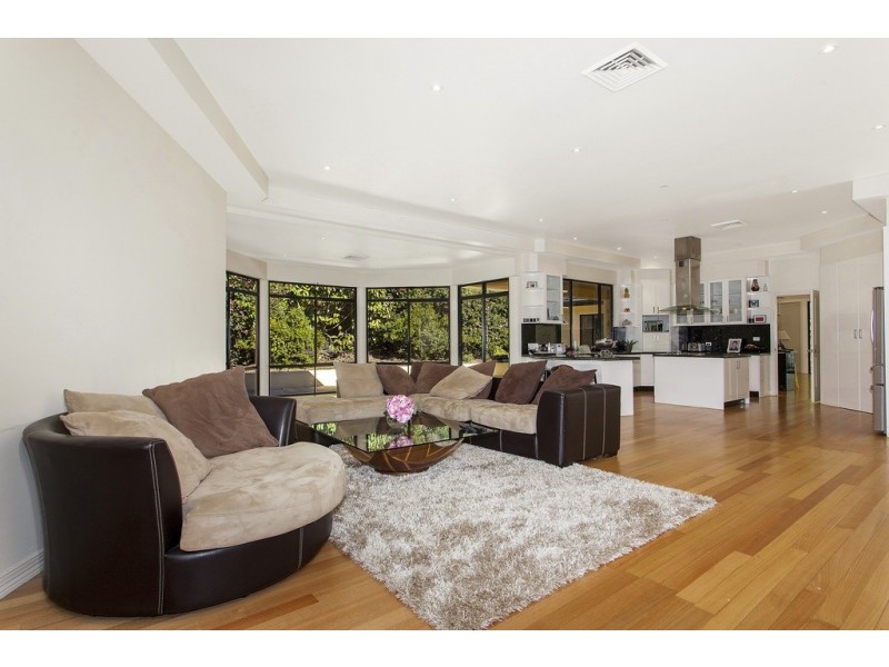 9 Avoca Valley Way, Kincumber NSW 2251