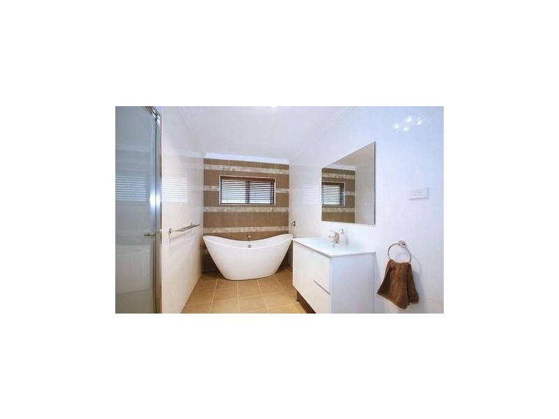 189 Copacabana Drive, Copacabana NSW 2251