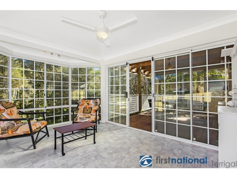 70 Lake Shore Drive, North Avoca NSW 2260