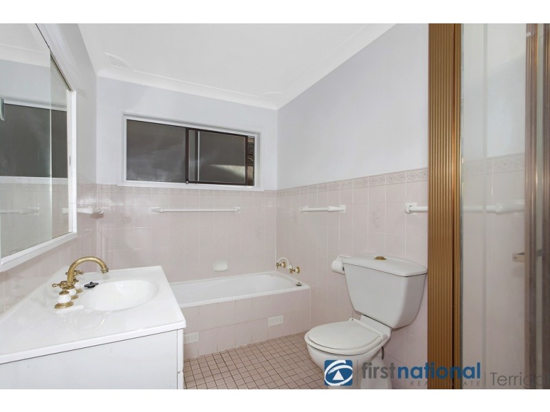 70 Lake Shore Drive, North Avoca NSW 2260