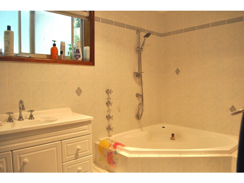 45 Emma James Street, Springfield NSW 2250