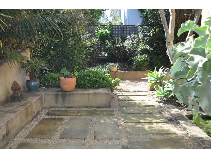 14 Lake St, North Avoca NSW 2260