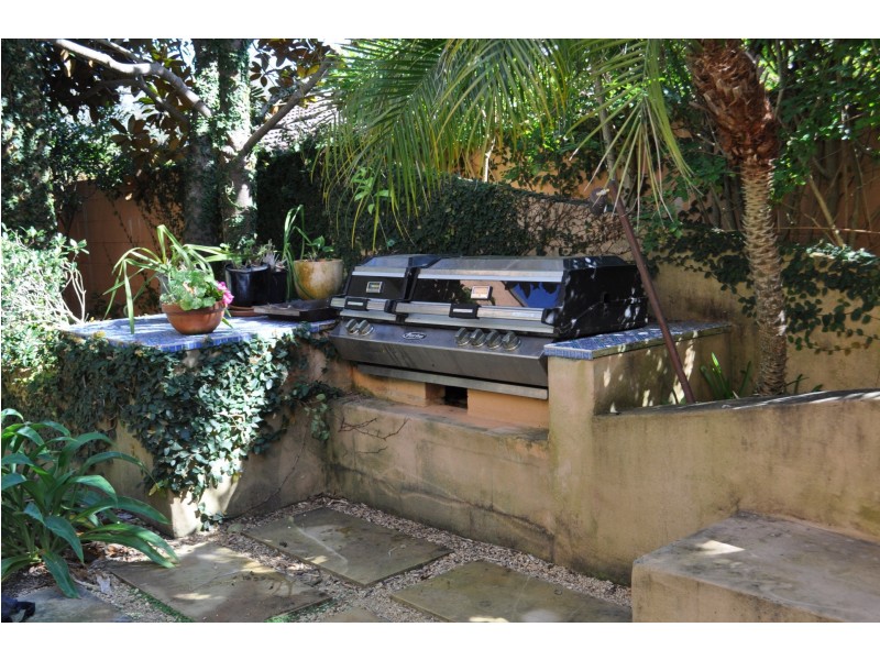 14 Lake St, North Avoca NSW 2260