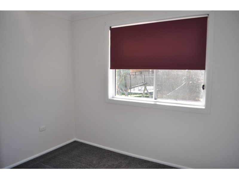 33 Belford Ave, Bateau Bay NSW 2261