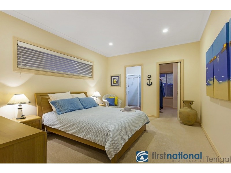 40 Lake Street, North Avoca NSW 2260