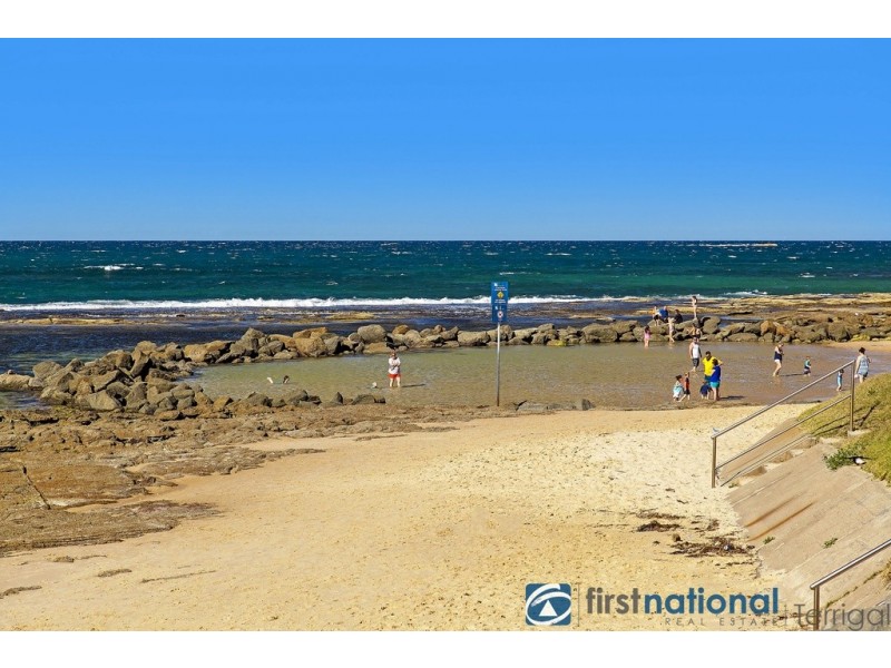 8 Bald Street, Norah Head NSW 2263