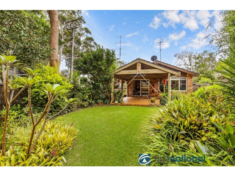 1 Lake Street, North Avoca NSW 2260