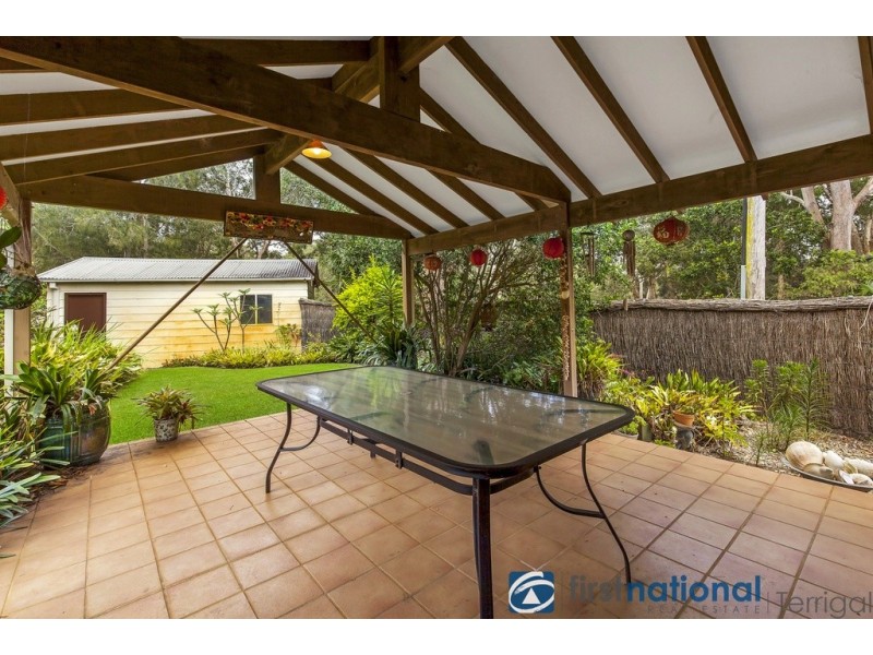 1 Lake Street, North Avoca NSW 2260