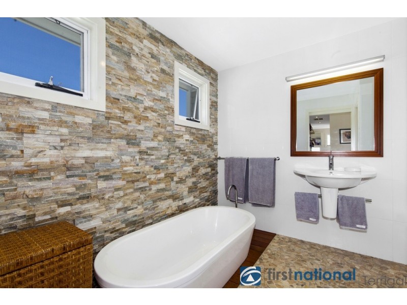 22 Bay Street, Patonga NSW 2256