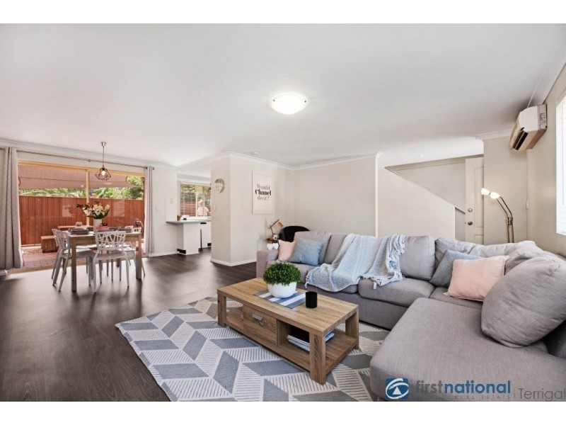 2/4 Woolunga Avenue, Terrigal NSW 2260