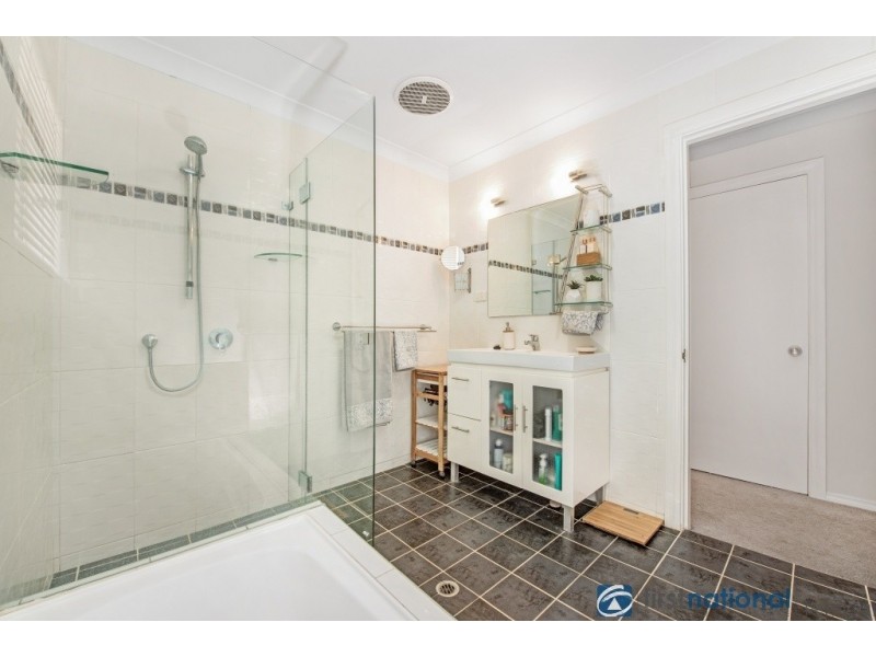 2/4 Woolunga Avenue, Terrigal NSW 2260