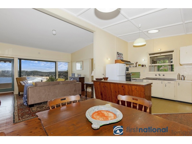 36 Bellevue Crescent, North Avoca NSW 2260