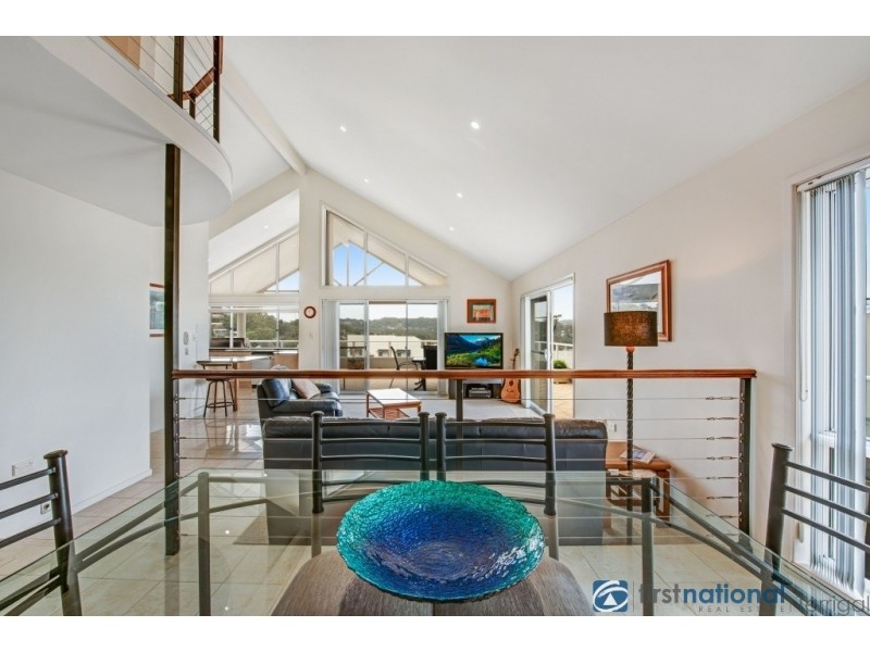 2/4 Whiting Ave, Terrigal NSW 2260