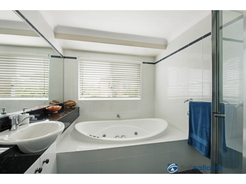 2/4 Whiting Ave, Terrigal NSW 2260