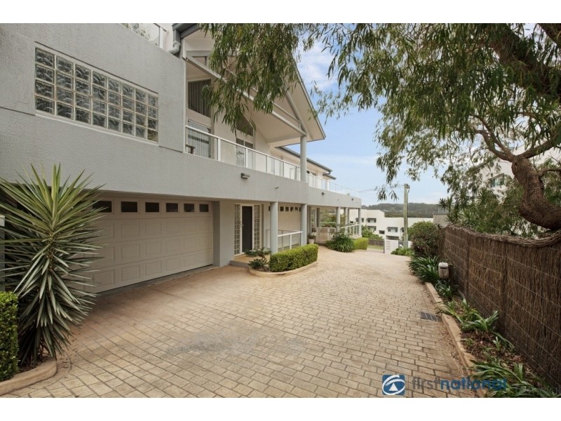 2/4 Whiting Ave, Terrigal NSW 2260