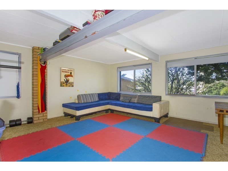 21 Raymond Terrace, Terrigal NSW 2260