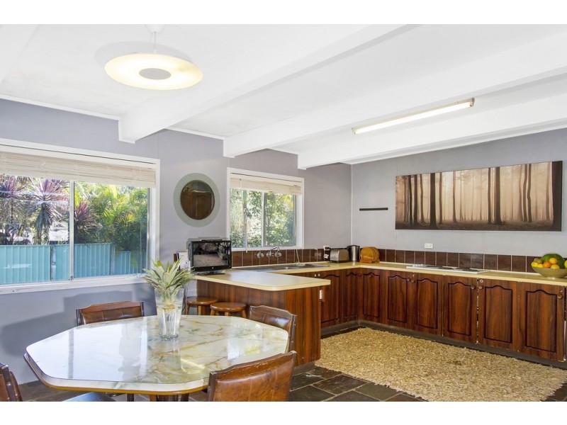 21 Raymond Terrace, Terrigal NSW 2260