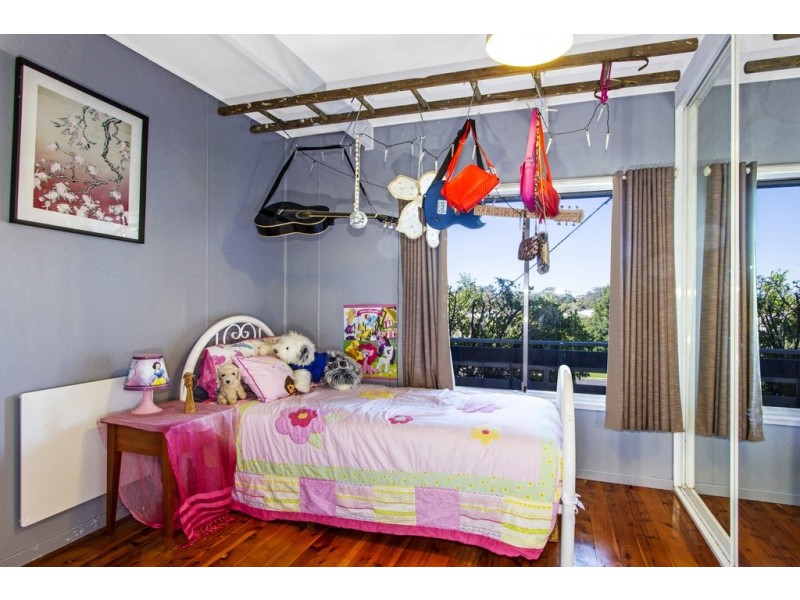 21 Raymond Terrace, Terrigal NSW 2260