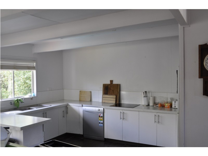 21 Raymond Terrace, Terrigal NSW 2260