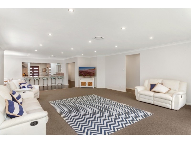 7 Somerset Close, Wamberal NSW 2260