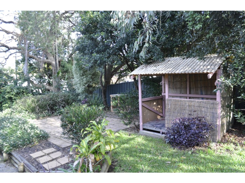 73 Old Gosford Rd, Wamberal NSW 2260