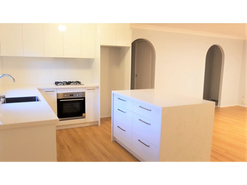 44 Burns Rd, Ourimbah NSW 2258