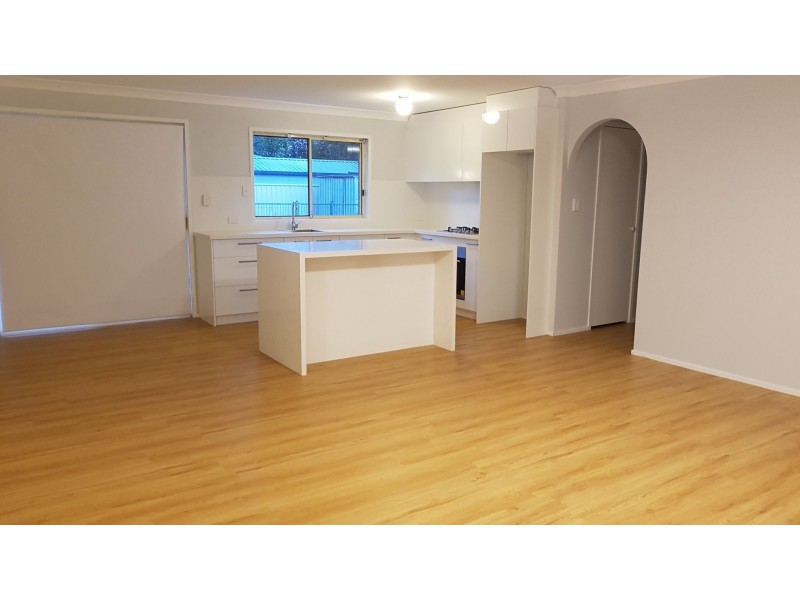 44 Burns Rd, Ourimbah NSW 2258