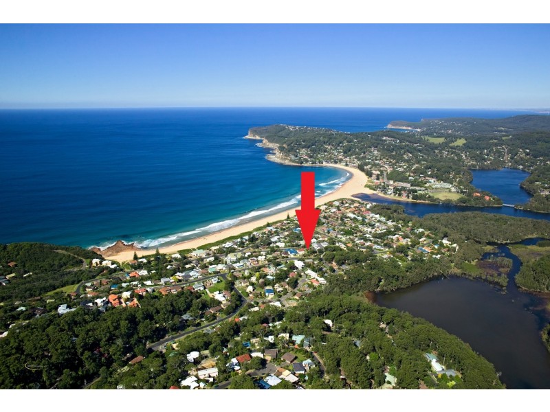 8 Elgata Avenue, North Avoca NSW 2260