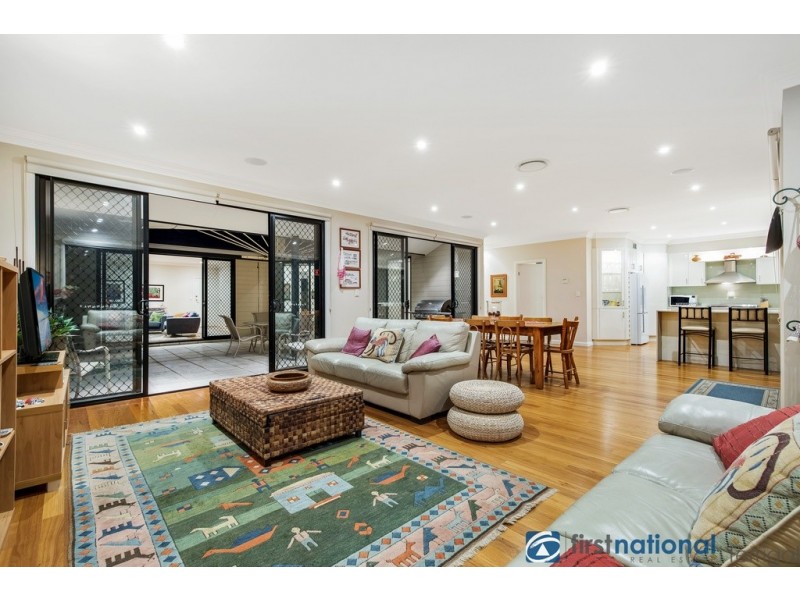 8 Elgata Avenue, North Avoca NSW 2260
