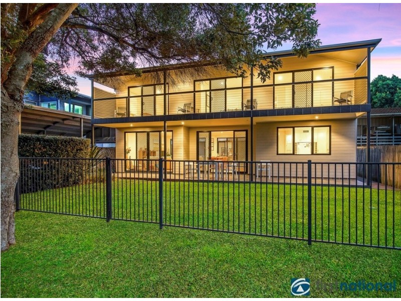 8 Elgata Avenue, North Avoca NSW 2260