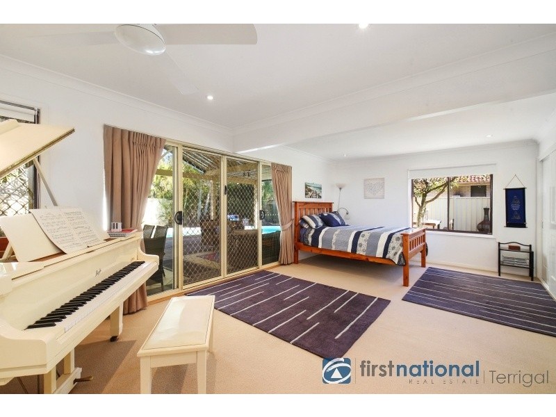 60 Windsor Road, Wamberal NSW 2260