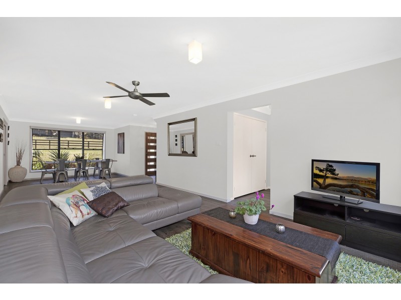 74 Chetwynd Road, Erina NSW 2250