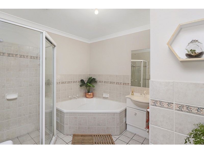 18/4 Karla Avenue, Terrigal NSW 2260