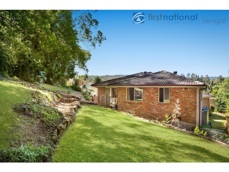 43 Robert Holl Drive, Ourimbah NSW 2258
