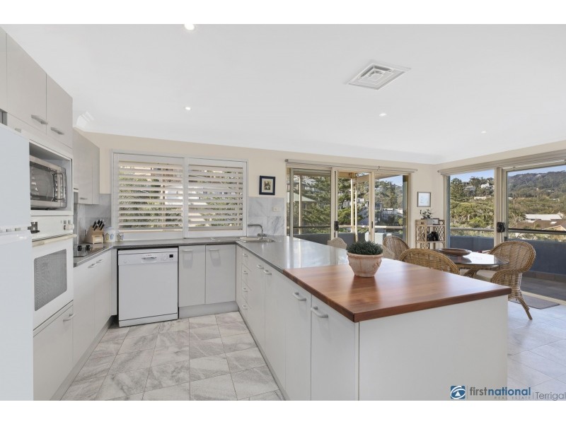 10/21-23 North Avoca Parade, North Avoca NSW 2260